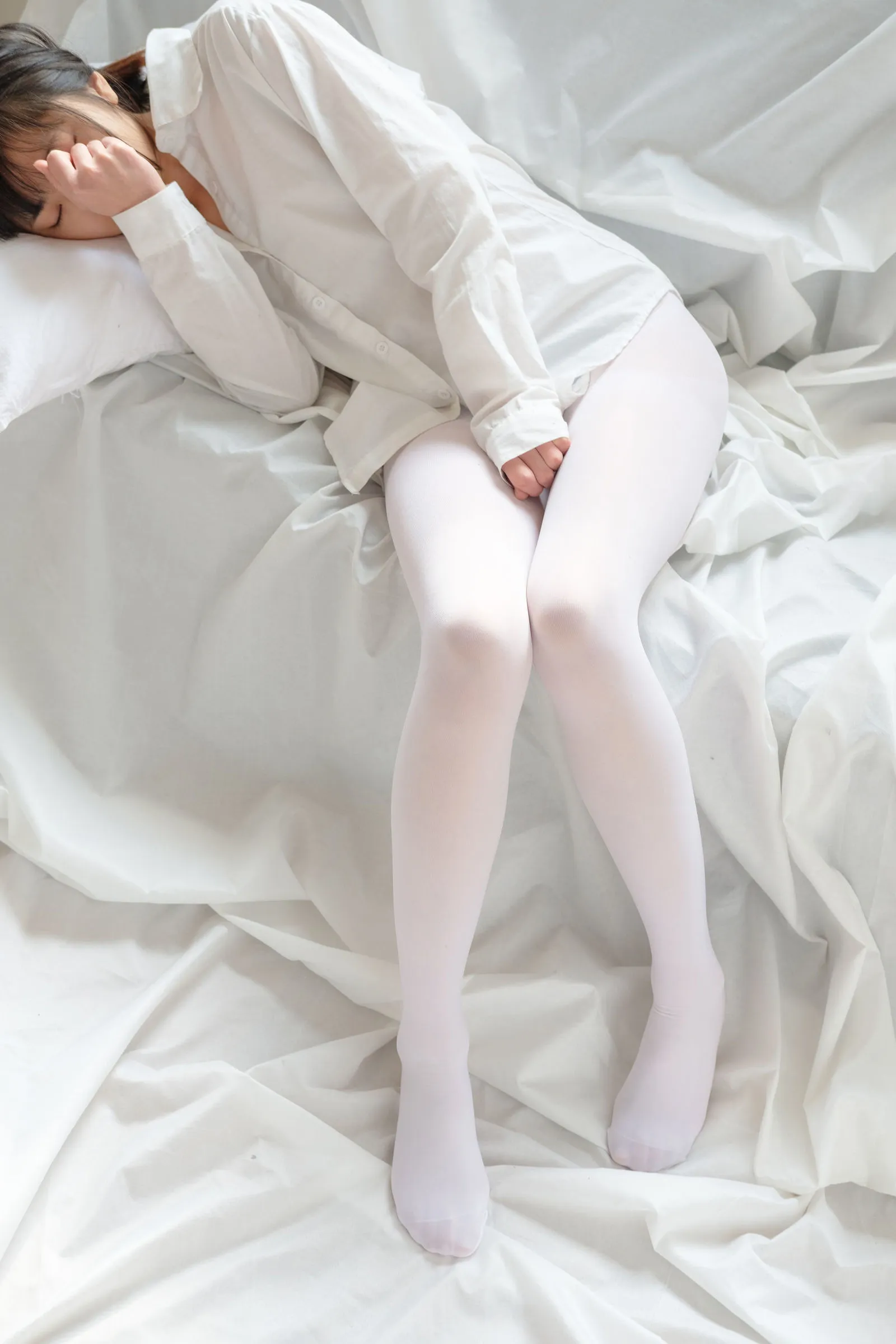 oumei-大屌帅哥哥猛操性感无毛嫩逼